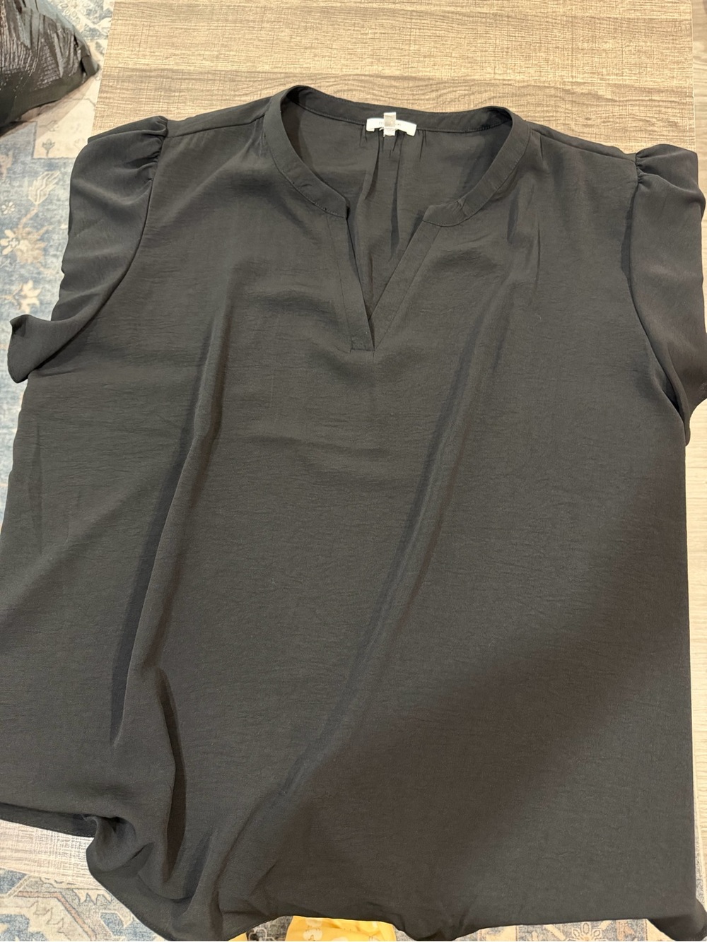 Maurices Black Split V-Neck Short Sleeve Blouse